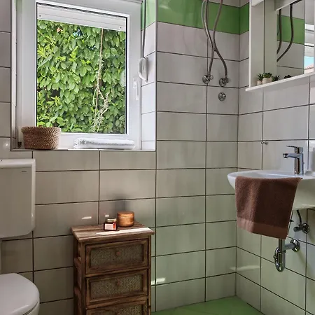 Blazenka Apartman *